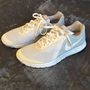 Nike flex running shoes